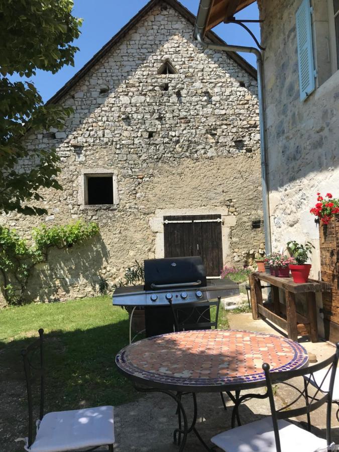 Chambres D'Hotes Des Deux Lacs Ceyzerieu Exteriér fotografie